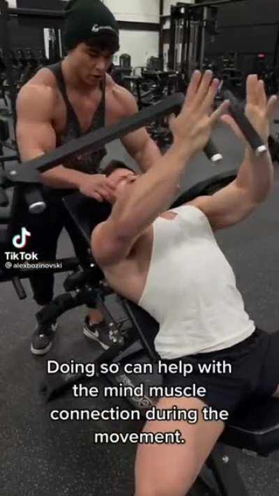 Helping out your gym bro