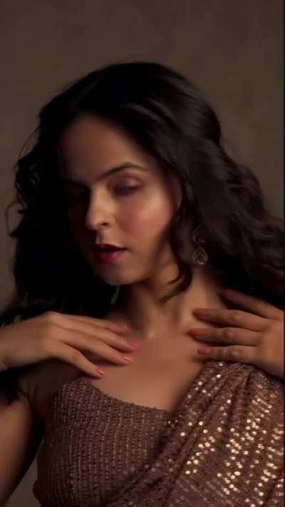 Palak Sindhwani slo-mo 🥵🥵🥵🥵 Just imagine her as a thick milf 😍🤤