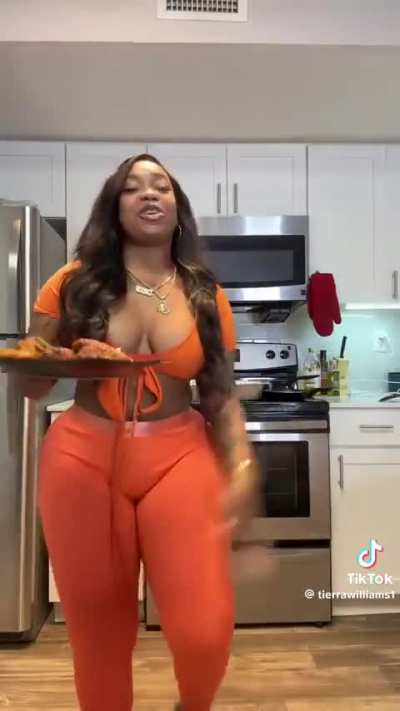 I rather her then cooking with kya (im a girl )