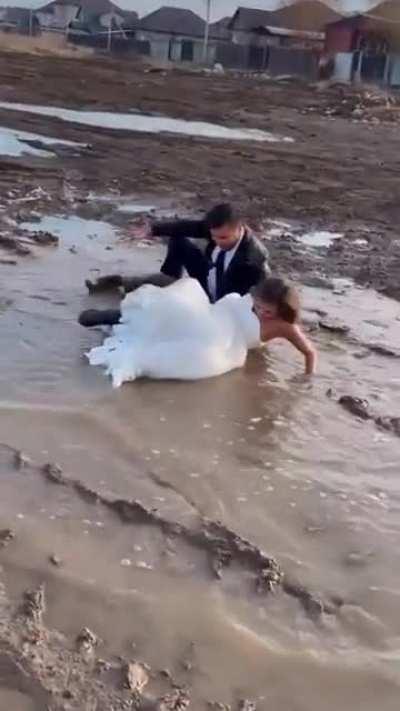 WCGW Photo shooting in the muddy place