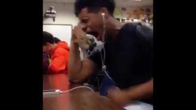 Me When I Hear Chester's Voice On Their Last Tour