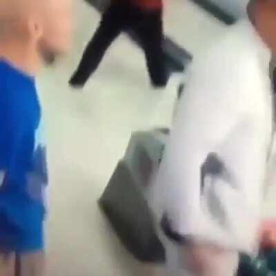 O vídeo mais aleatório que vocês vão ver!