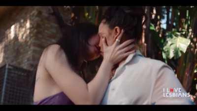 Bernie Van Tiel & Karis Oka - 