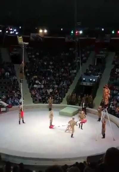 Taking your position on d' highseat