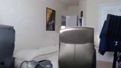 Crit1kal Uses a Magic Mirror