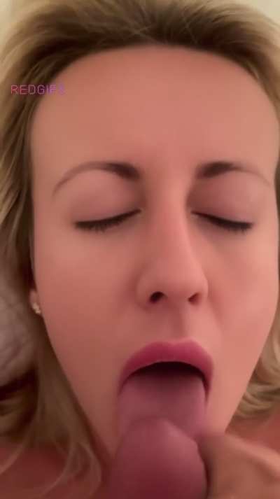 Definition of breakfast in bed