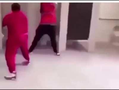 LilN don pulled out em nunchucks