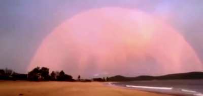 Looks like someone in Australia (a former prison colony) has created a magic barrier 👀