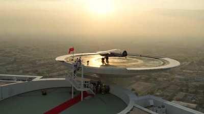 Daredevil pilot lands plane on Burj Al Arab Helipad in Dubai