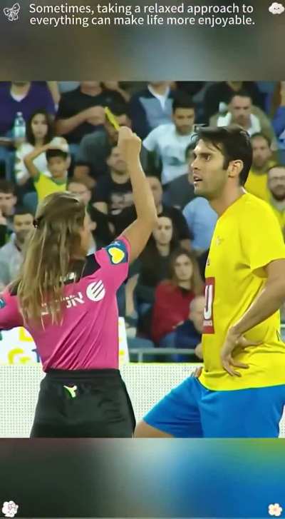 When the referee is beautiful female 😍