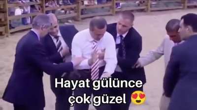 Bu şarkı her şeye yakışıyor ya