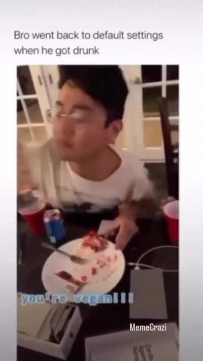 Bro went back to default settings (Praise Spez)