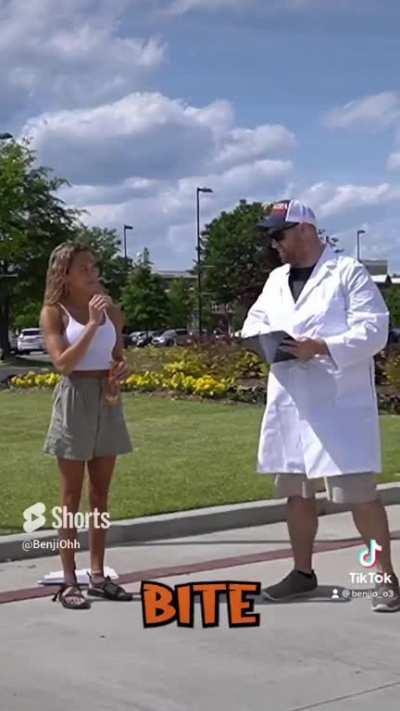 College Kids Really Love Deez Nutz