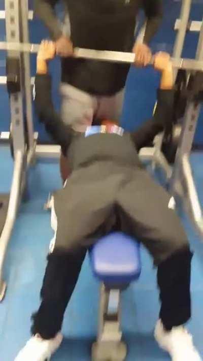 Когда поспорил на 20 баксов, но переоценил свои возможности)