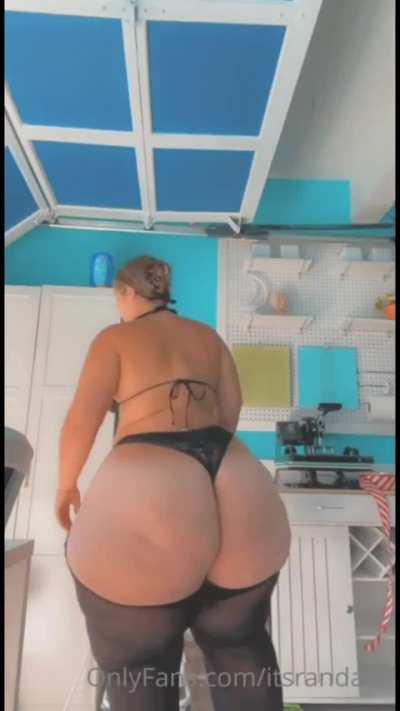 White ssbbw jumbo butt