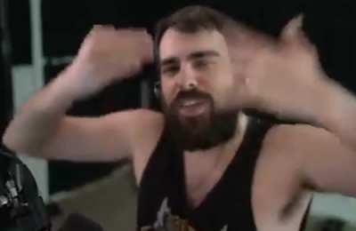 When the deaf kid roasts you