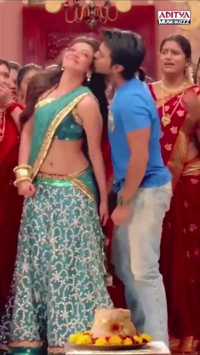 Kajal in saree is always a pleasure to watch 😍