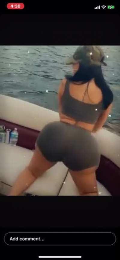 Boat Bounce