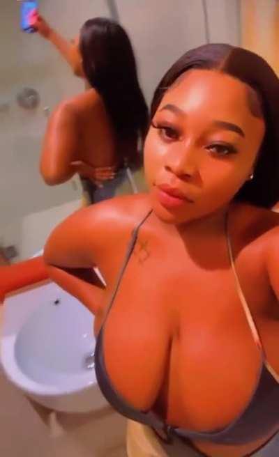 I Love Her Thickness 🤤👀😋😍