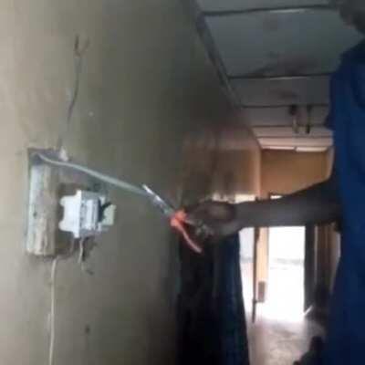 When the apprentice is being a dumbass and you have to come check it out