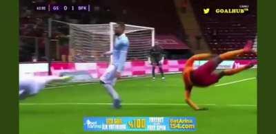 [Galatasaray] Mbaye Diagne very weird injury against Basaksehir today