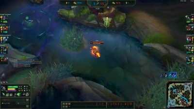 Akali casually YEETing herself for Shen