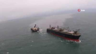 The Crimson Polaris, a dedicated wood-chip carrier operated, split in two at 4:15 am on August 12, and oil from the vessel has spilt into the ocean.