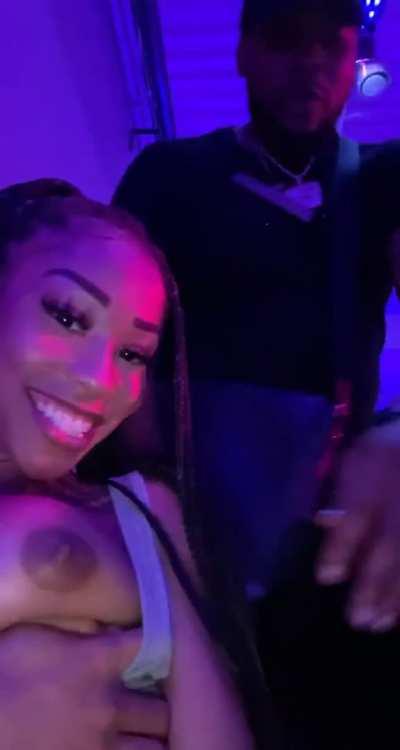 If y’all want us to keep posting Make sure your that you are actively upvoting everything 👍