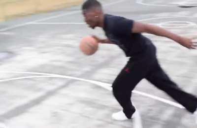 It's like günhan shitposting came to reality