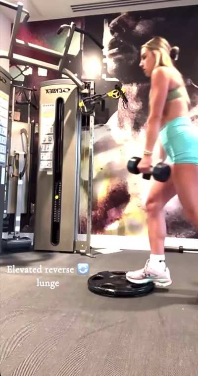 Haley Workout today!🏋️‍♀️💦