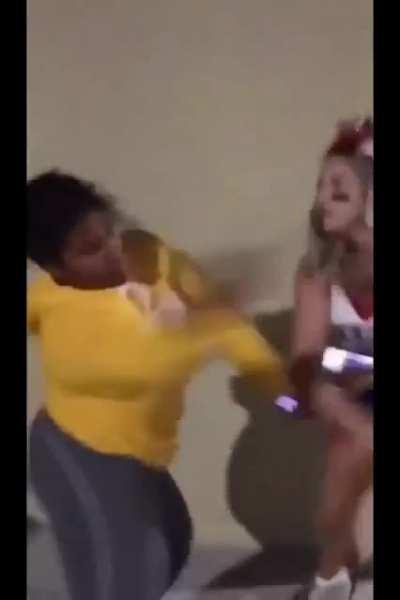 Cheerleader fight