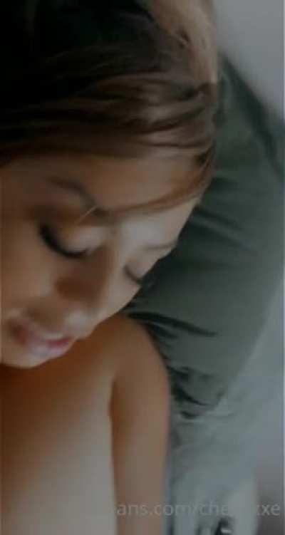 @chellexxe big titty poly baddy 😳🤤🥵