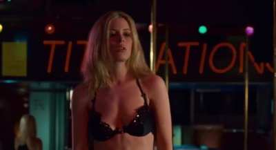 Gillian Jacobs in Choke