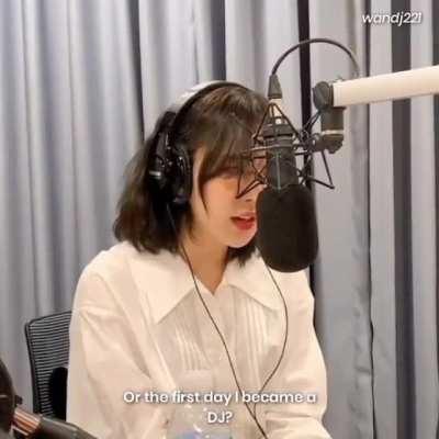 211028 sbsyoungstreet Instagram Update with Wendy [ENG SUB]