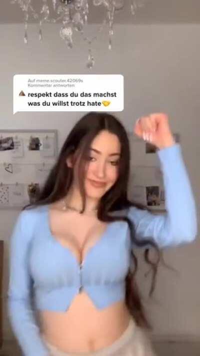 Bounce Bounce Bounce 🍒