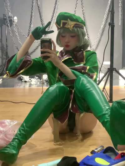 just turn 18, still a virgin... say 