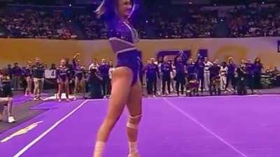 Alyona Shchennikova 💜💛🐯🆙 🔜