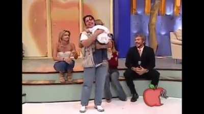 What kind of a moron lets a lion go near a little girl and snatches her like that?