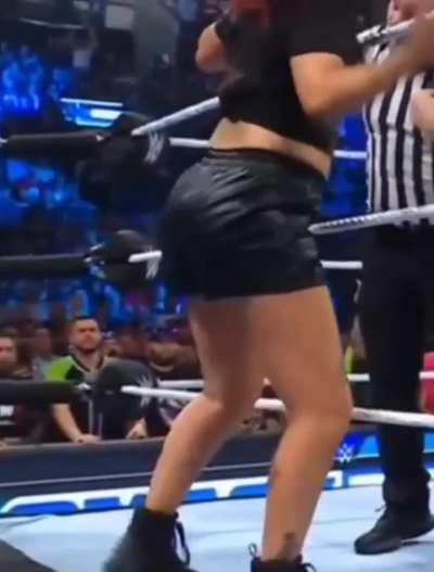Bayley in those shorts🥵 really wished she wore them regularly