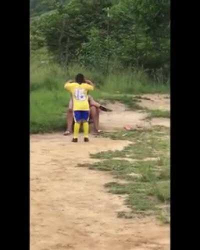 Quase caiu uma lágrima aqui, rapazeada