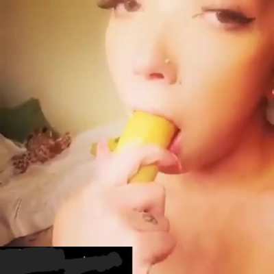 Deep throat banana