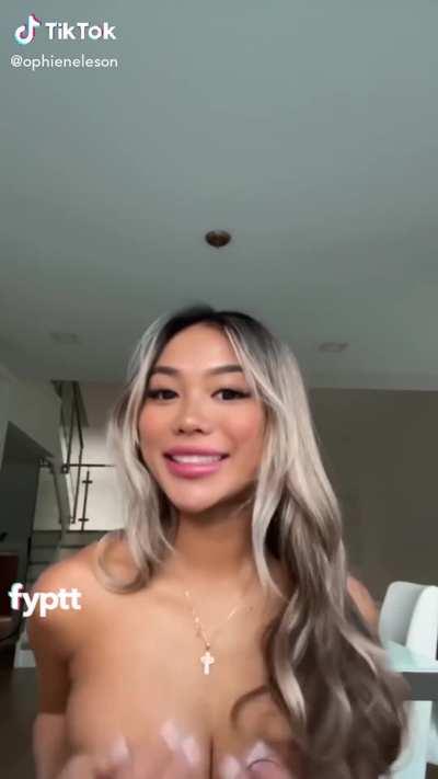 Anyone know who’s this is ?