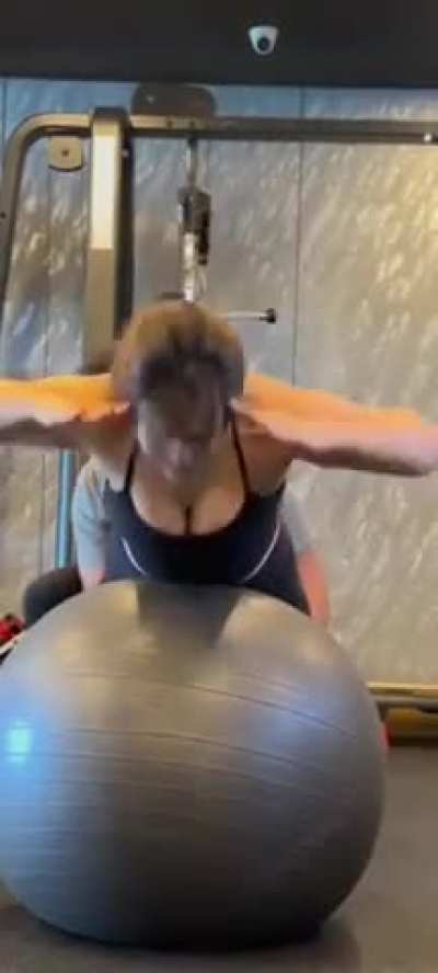 Neha Sharma - Best Chubby Girl!! 