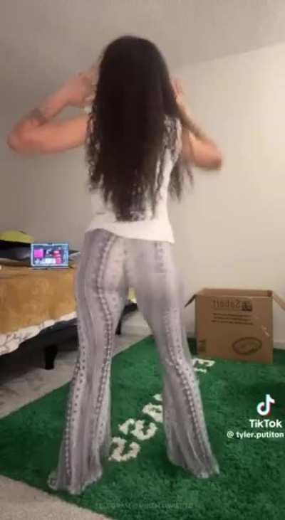 Twerk Compilation 2 TylerPutItOn 🍑