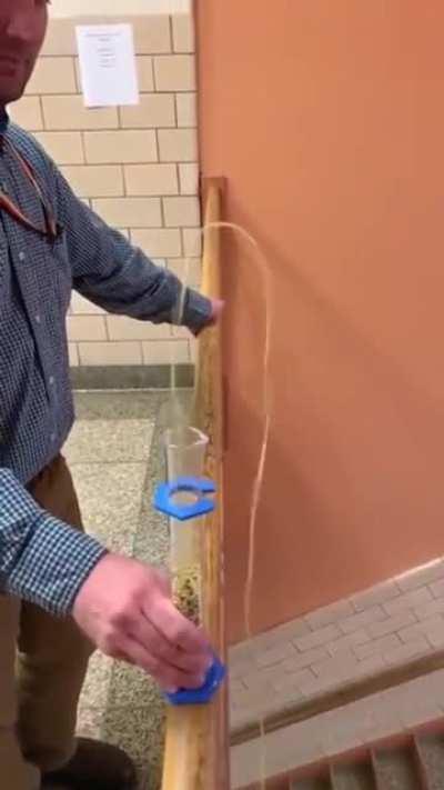 Физики есть? Что это за эффект?