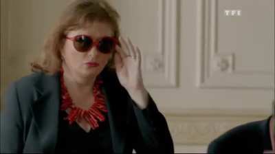 À dix minutes des naturistes (FR2012) (1m39s) - L'Apéronu