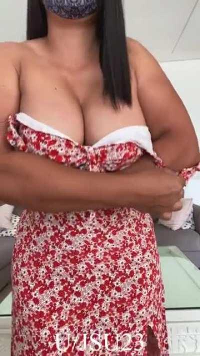 40yo mom, If you stopped to appreciate my tits and my ass , i ll suck your cock 😜