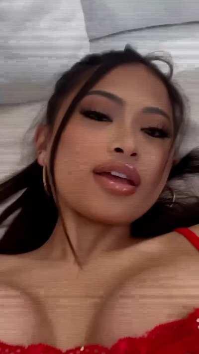 I want to look at you while you Fuck it (fuckdoll)