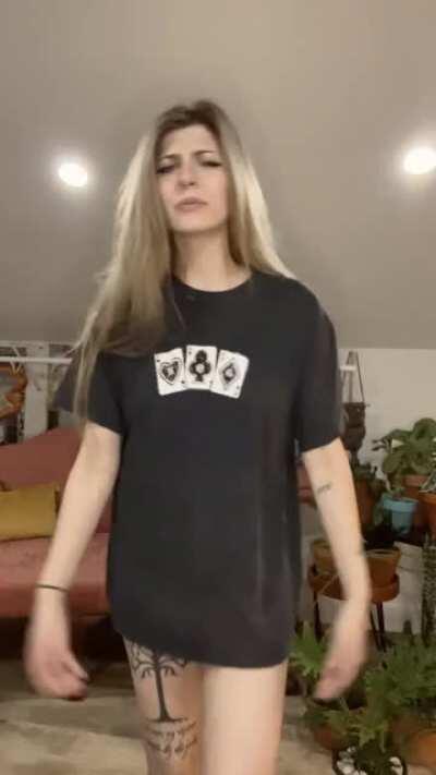 First post here, I tried to do one of those tik tok things but uhhh hopefully you like it anyways 😅[oc]