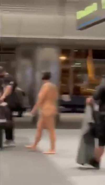 Free spirit at DEN airport…